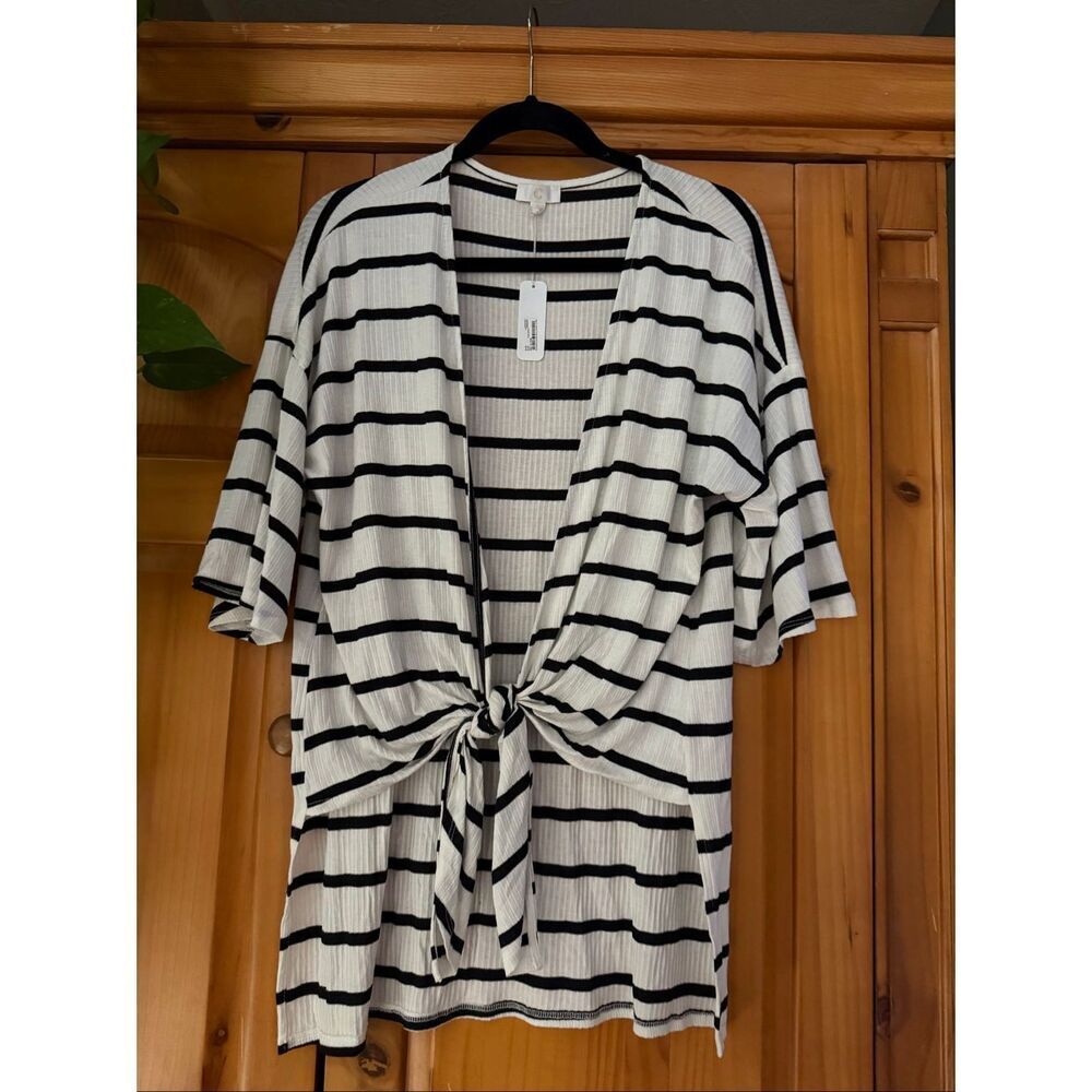 Cato Black White Striped Tie Front Cardigan Top Size S NWT - Picture 4 of 11